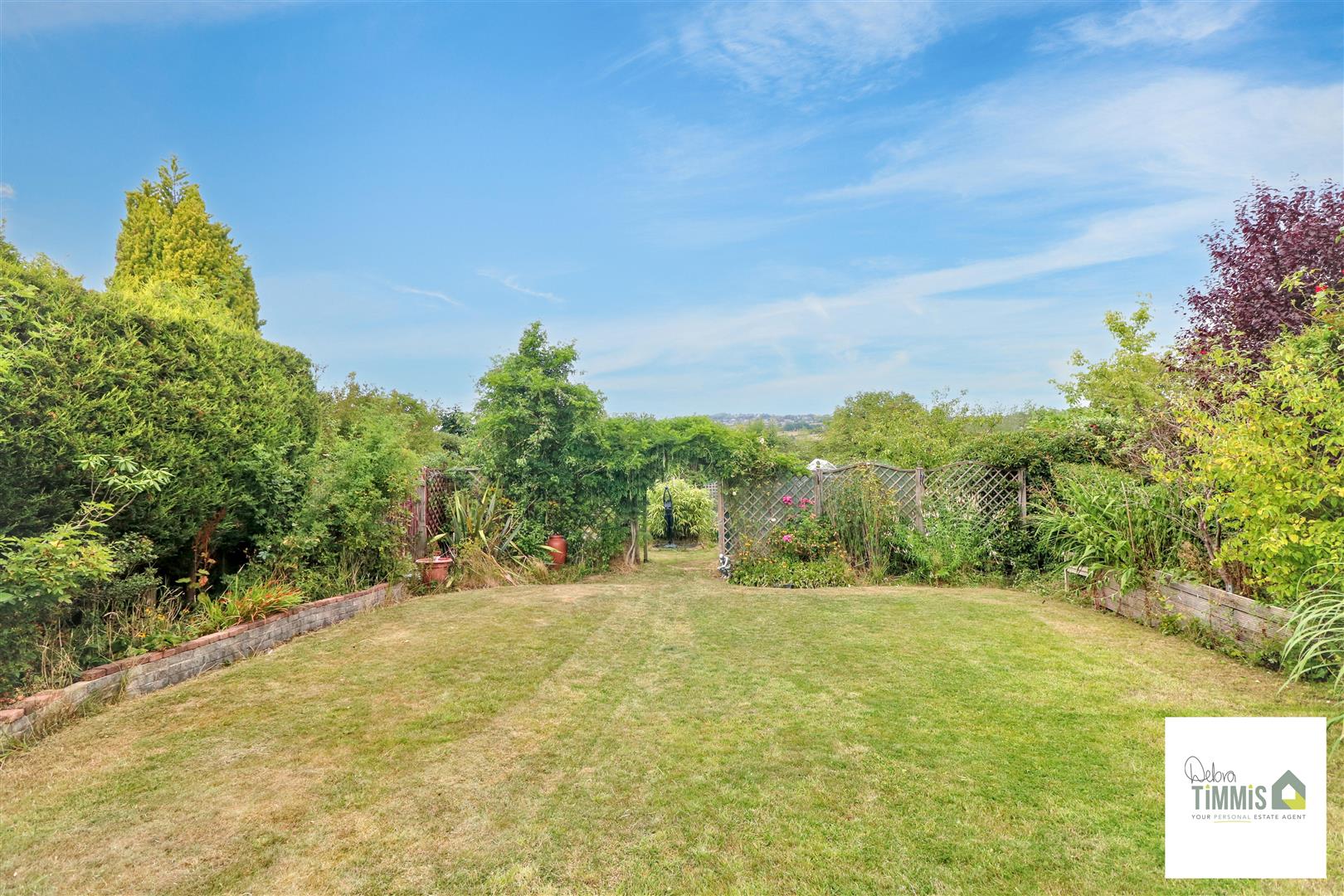 Chatsworth Drive, Norton Green, Stoke-On-Trent